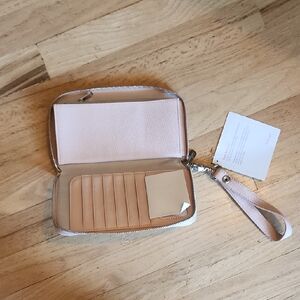 Thirty-One Soft Pink Wristlet Wallet